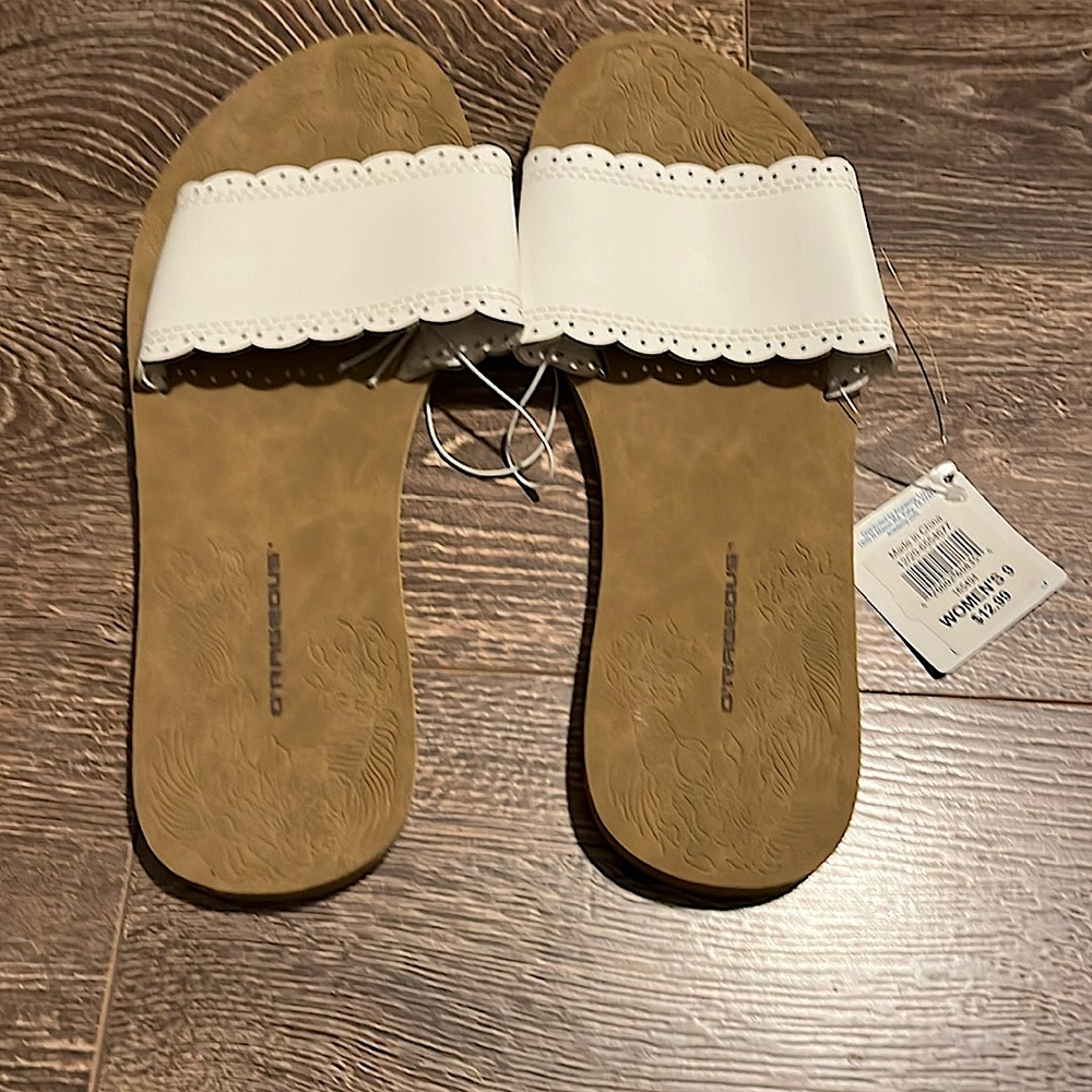 NWT O’Rageous Women’s Slides Sandals Sz 9